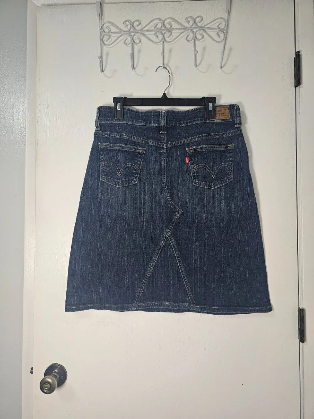 Levis Vintage Y2K Year 0407 Dark Wash Denim Midi Skirt - Size 8 - Picture 3 of 6
